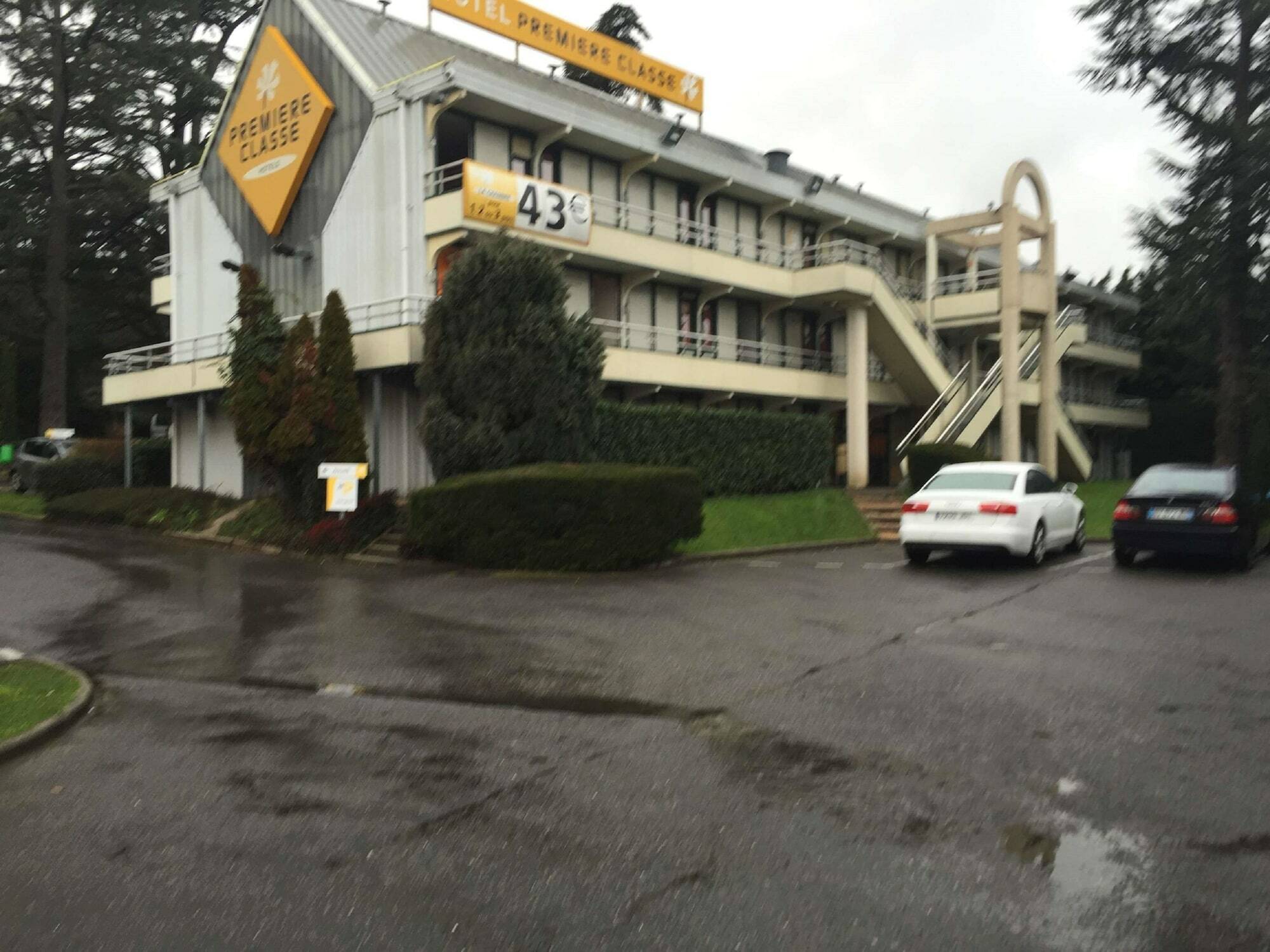 Premiere Classe St Etienne Nord Villars Villars  Ngoại thất bức ảnh